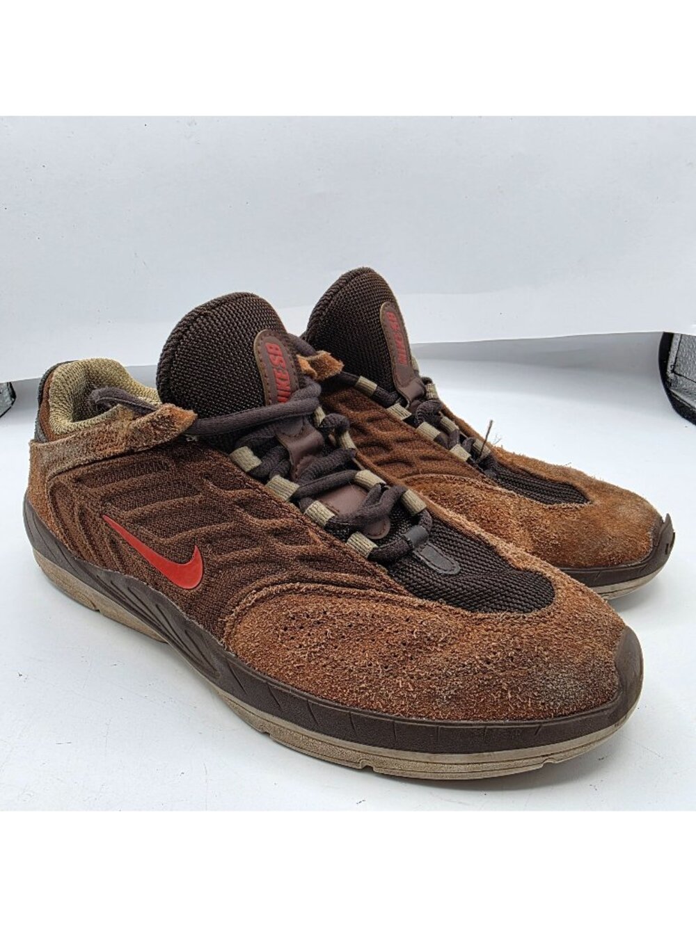 Nike SB Vertebrae Brown Cacao Wow Dragon Red Mens Shoes Size 6.5 Skate Sneakers